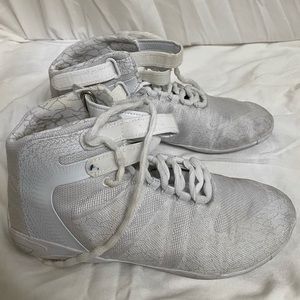Nfinity titan cheer shoes